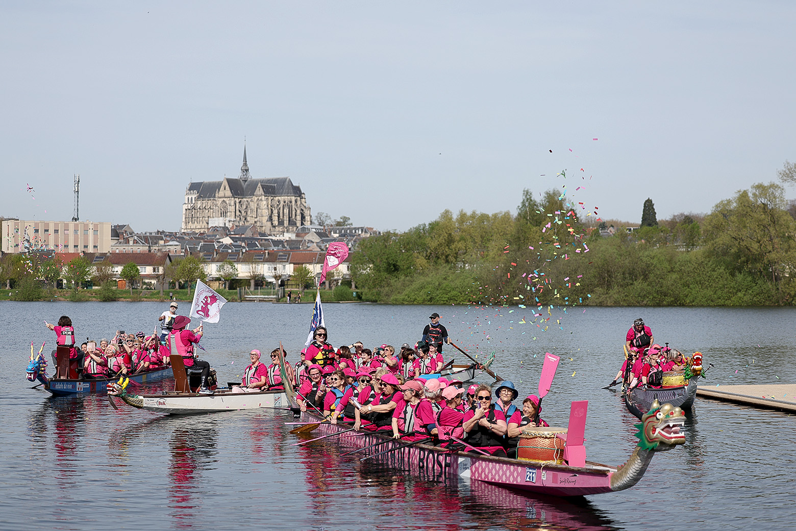 Diamant Rose fête ses 10 ans avec de nombreuses associations de Dragon Boat en France