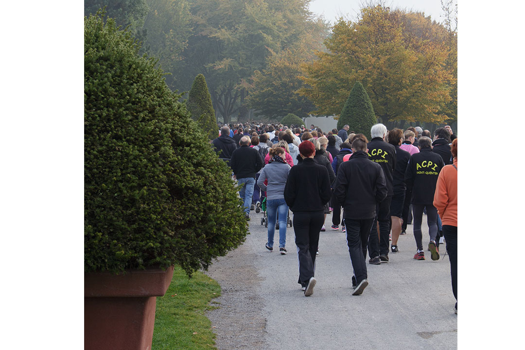 De très nombreux participants pour Octobre rose à st-Quentin 2015